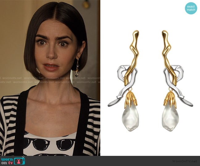 Emily’s drop earrings on Emily in Paris