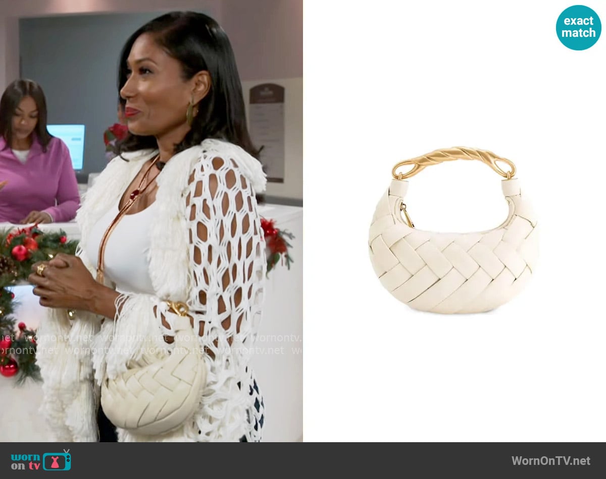 JW Pei Orla Weave Handbag worn by Dana 'Leslie' Thomas (Trisha Mann-Grant) on Beyond the Gates