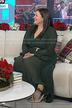 Katie Fulton's green pleated midi dress on Today