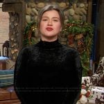 Kelly’s black velvet ruched dress on The Kelly Clarkson Show