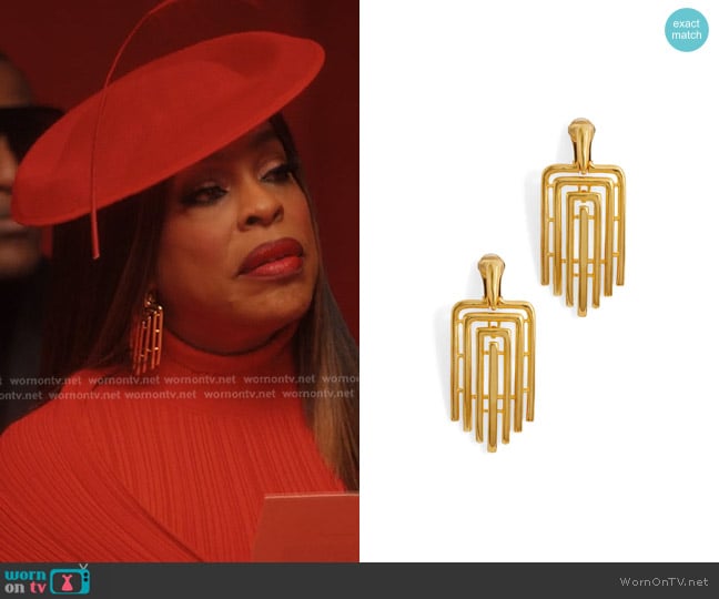 Kenneth Jay Lane Gold Art Deco Clip Earrings worn by Emerald Greene (Niecy Nash-Betts) on Alls Fair
