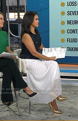 Laura’s gold metallic pumps on Today