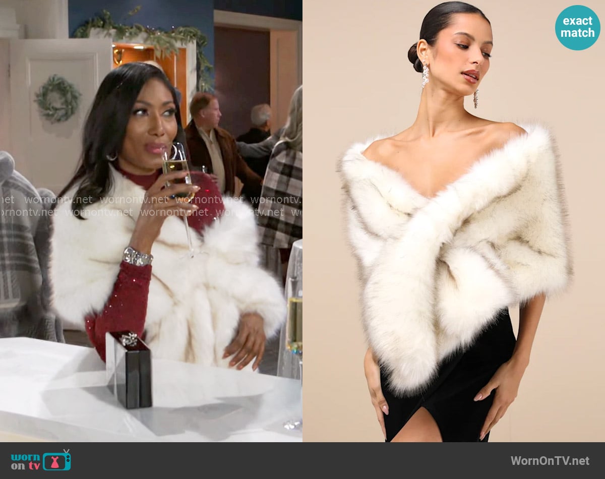 Leslie’s faux fur stole on Beyond the Gates Leslie’s faux fur stole on Beyond the Gates