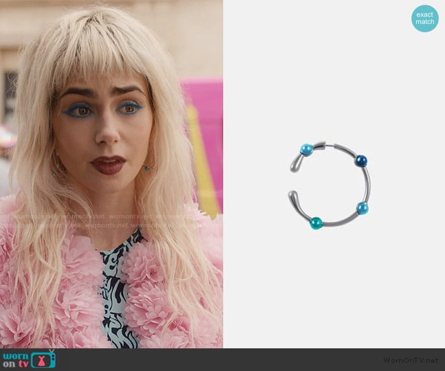 Emily’s hoop earrings on Emily in Paris