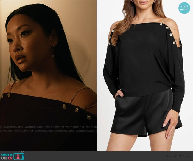 Marciano Marciano chains top worn by Peyton Ramsey (Lana Condor) on Elsbeth
