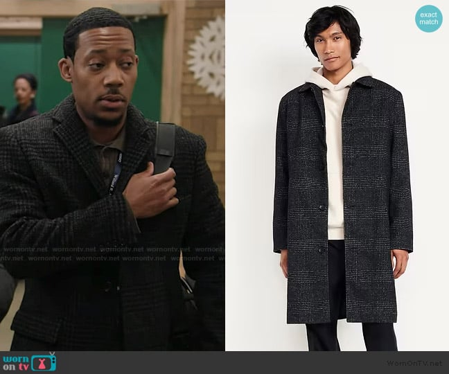 Gregory’s black plaid coat on Abbott Elementary