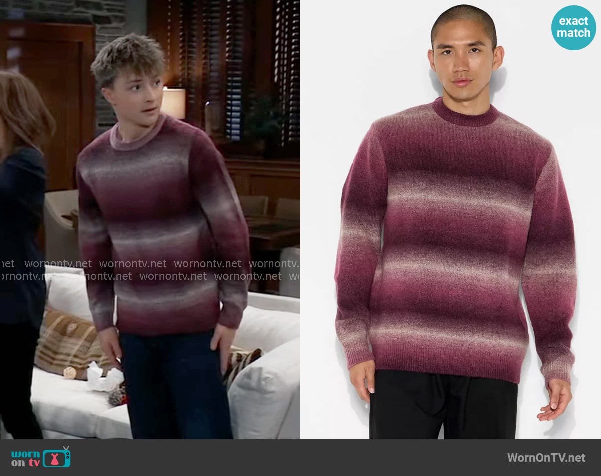 Danny’s burgundy ombre sweater on General Hospital