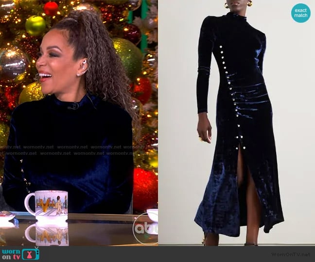 Sunny’s blue velvet dress on The View Sunny’s blue velvet dress on The View
