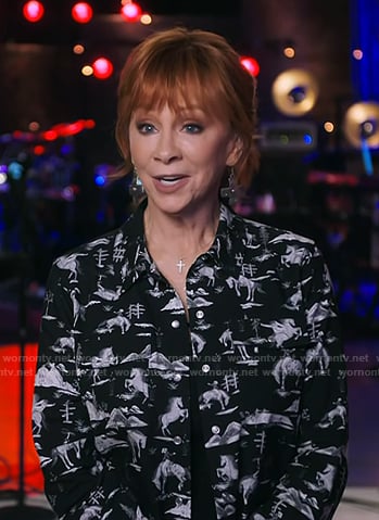 Reba’s black cowboy print shirt on The Voice