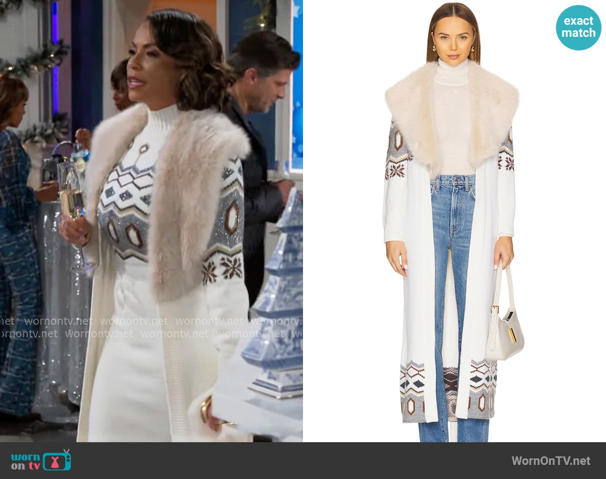 Nicole’s fur collar cardigan on Beyond the Gates Nicole’s fur collar cardigan on Beyond the Gates