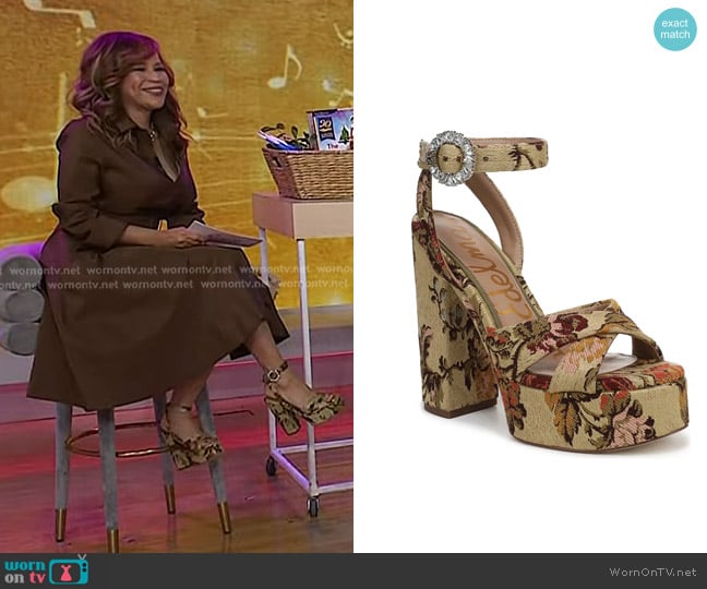 Rosie Perez’s beige platform sandals on Today Rosie Perez’s beige platform sandals on Today