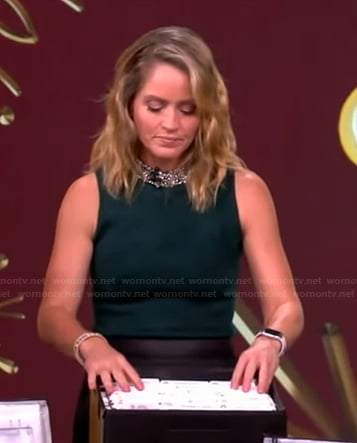 Sara’s green embellished neck top on The View