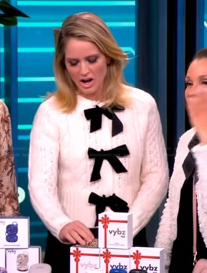 Sara’s white bow detail cardigan on The View