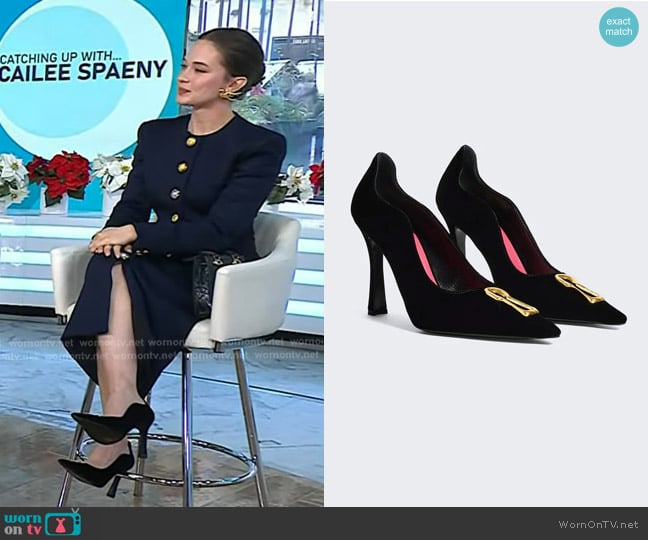 Schiaparelli Kehole Pump worn by Cailee Spaeny on Today