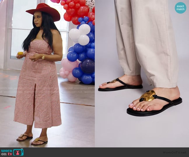 Simmi Bowe Bowe toe thong sandals with gold metal detail in black worn by Angel Massie on The Real Housewives of Potomac