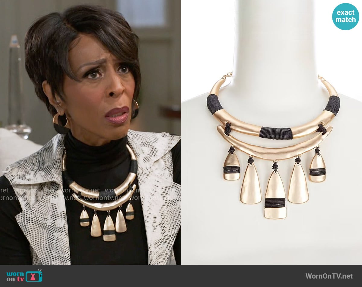 Sharon’s gold necklace on Beyond the Gates Sharon’s gold necklace on Beyond the Gates