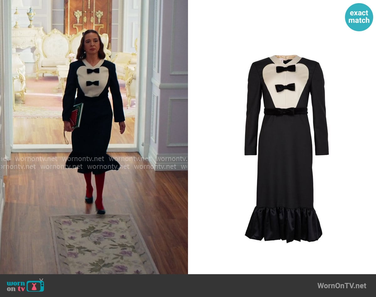 Valentino Garavani Virgin wool midi dress worn by Molly Novak (Maya Rudolph) on Loot