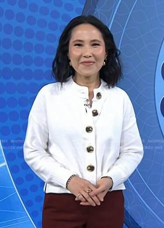 Vicky’s white cardigan on Today