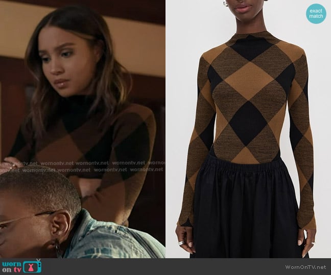 A.L.C. Hugh Top in Saddle/Black worn by May Grant (Corinne Massiah) on 9-1-1