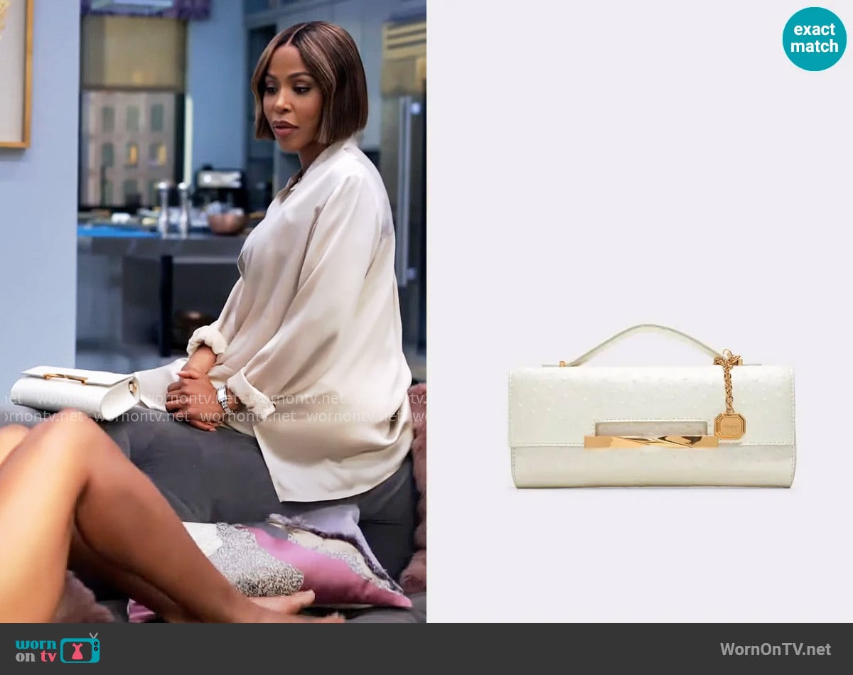 Aldo Novie Ivory Bag worn by Andrea Barnes (Kj Smith) on Tyler Perrys Sistas