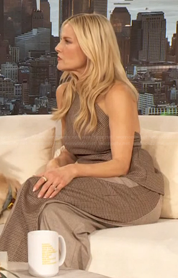 Ali Larter's check halter top and pants on The Drew Barrymore Show