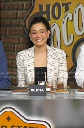Alicia Crowder’s white plaid blazer on Good Morning America