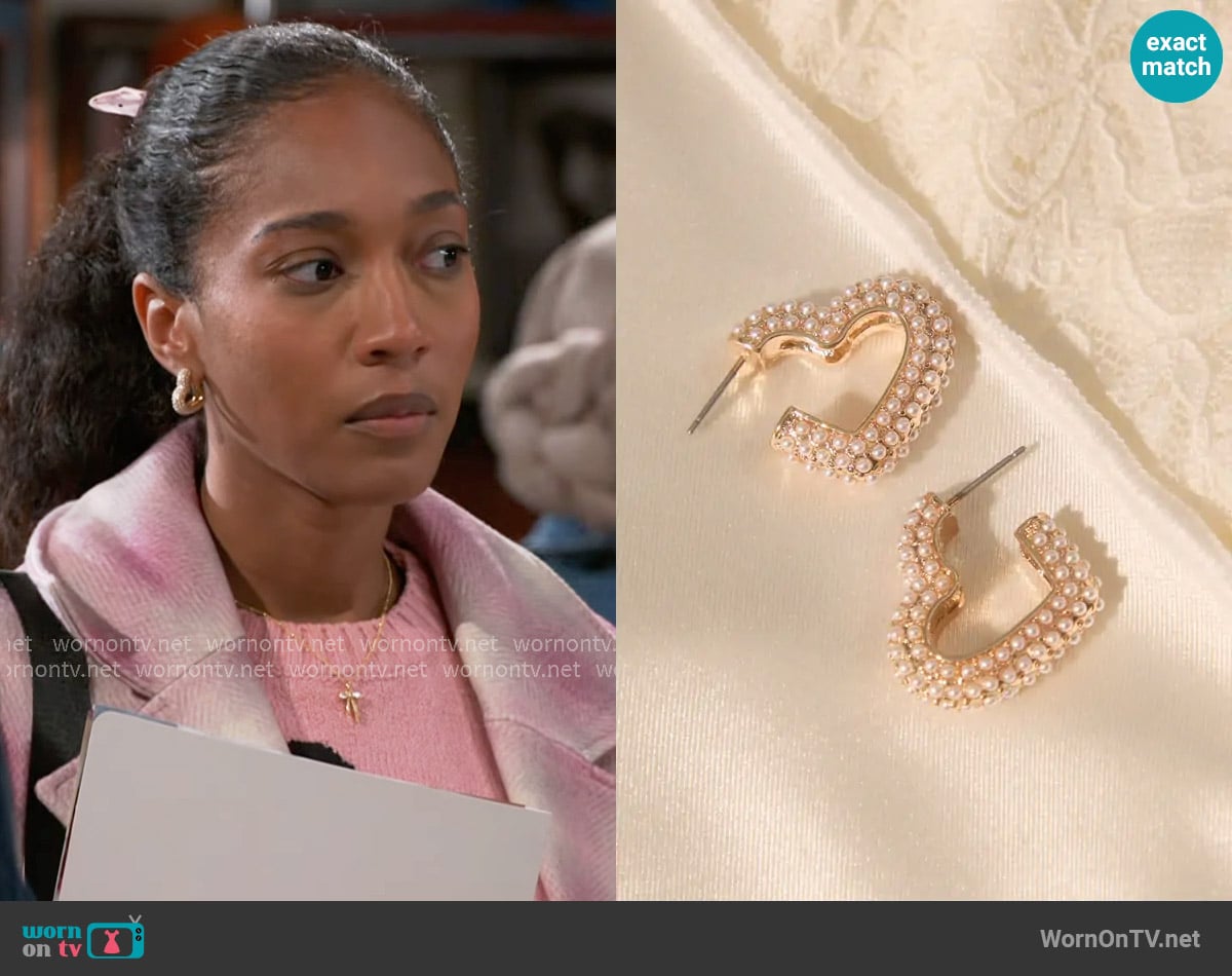 Altar'd State Pearl Heart Mini Hoop worn by Samantha Richardson (Najah Jackson) on Beyond the Gates