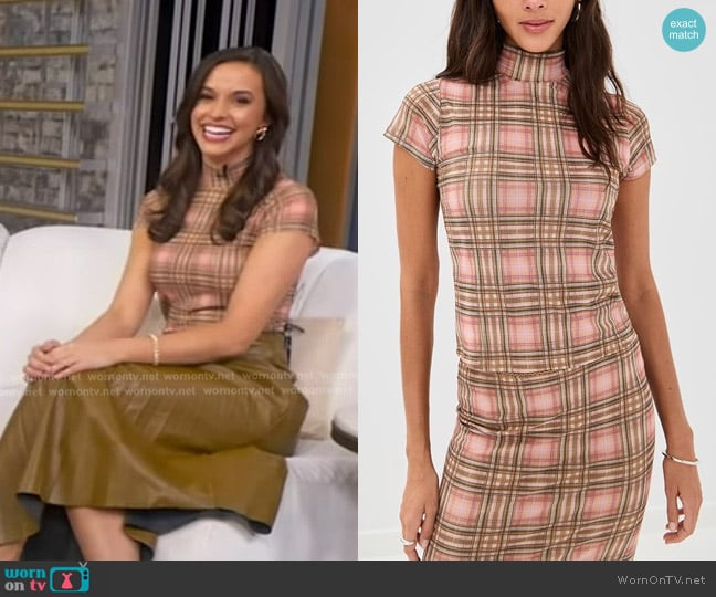 Another Girl Mesh Print Top worn by Hanna Battah on Good Morning America
