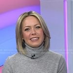 Dylan’s gold arched earrings on Today