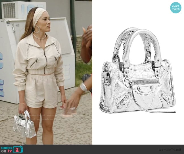 Ashley’s silver bag on RHOP