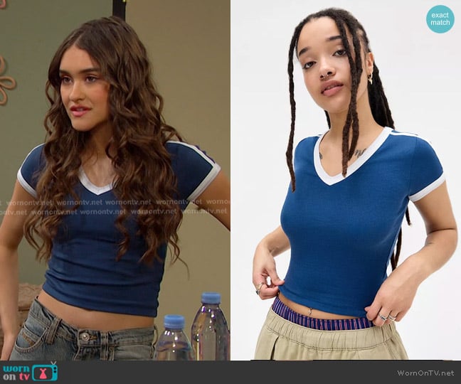 BDG Too Perfect V-Ausschnitt T-Shirt worn by Arianna Horton (Marissa Reyes) on Days of our Lives