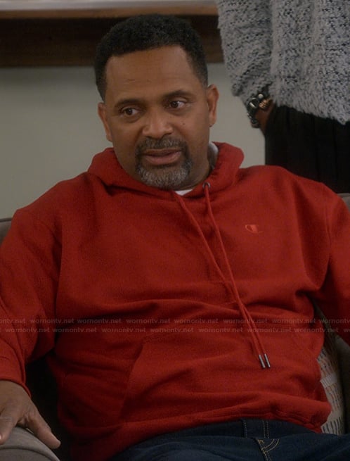 Bennie’s red hoodie on The Upshaws