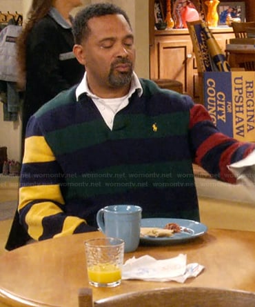 Bennie's striped rugby jersey on The Upshaws