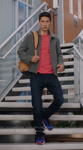 Blue's purple and orange sneakers on Greys Anatomy