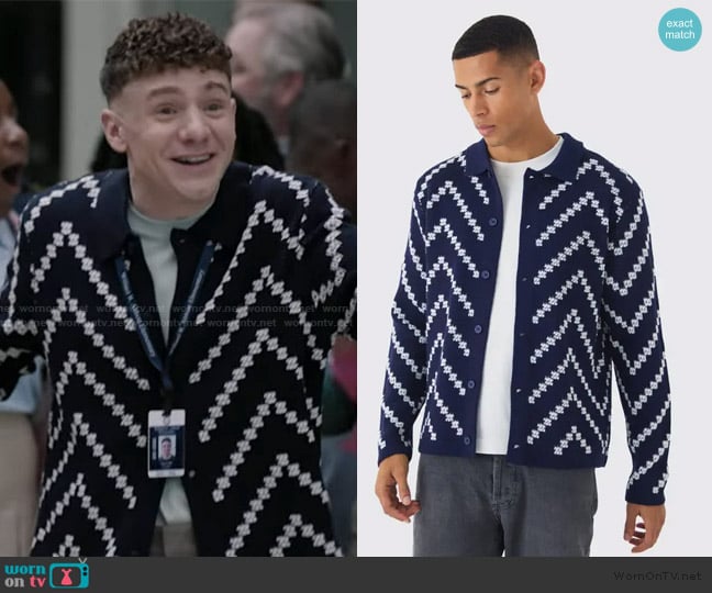 BoohooMan Long Sleeve Stripe Knit Shirt worn by Jacob Hill (Chris Perfetti) on Abbott Elementary