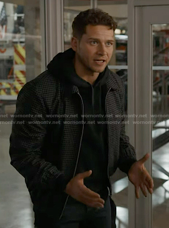 Buck’s grey check jacket on 9-1-1