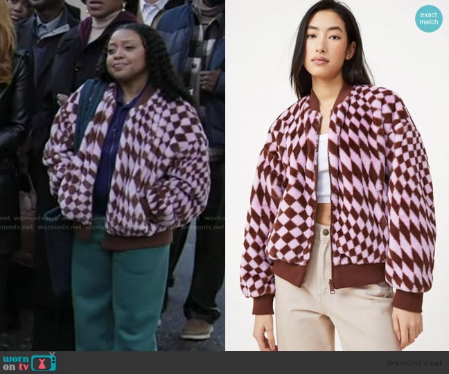 Cotton On Reversible Plush Bomber Jacket worn by Janine Teagues (Quinta Brunson) on Abbott Elementary