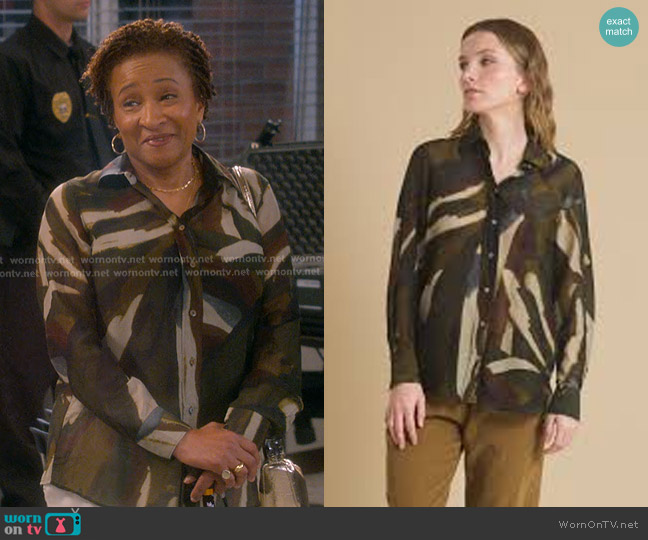 Diega Ceza Shirt worn by Lucretia Turner (Wanda Sykes) on The Upshaws