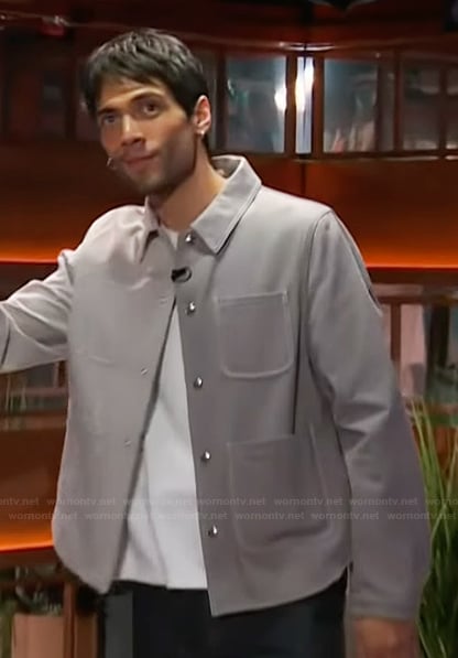 Diego Calva’s gray two tone jacket on The Kelly Clarkson Show