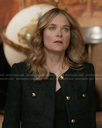 Dina’s black cropped tweed jacket on 9-1-1