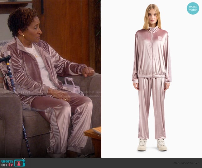 EA7 Athletic Velour technical-fabric tracksuit worn by Lucretia Turner (Wanda Sykes) on The Upshaws