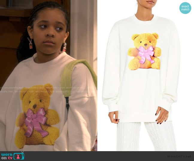 Forever 21 Teddy Bear Graphic Pullover worn by Maya Upshaw (Journey Christine) on The Upshaws