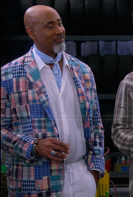 Frank's blue mixed plaid blazer on The Upshaws