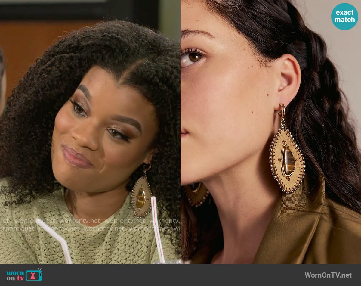 Eva’s earrings on Beyond the Gates Eva’s earrings on Beyond the Gates