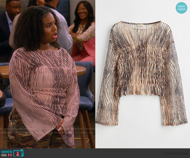 H&M Printed Smocked Top worn by Savannah (Daria Johns) on The Upshaws