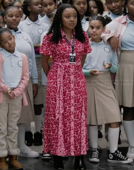 Janine's pink floral print shirtdress on Abbott Elementary