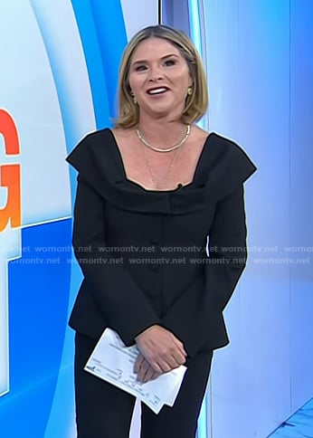 Jenna’s black scoop neck collared top on Today