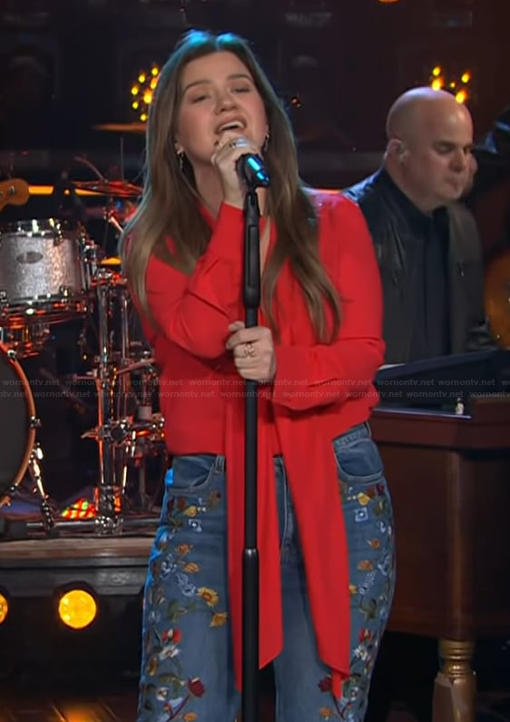 Kelly’s floral embroidered jeans on The Kelly Clarkson Show