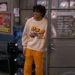 Kelvin’s DSM sweatshirt and cargo pants on The Upshaws