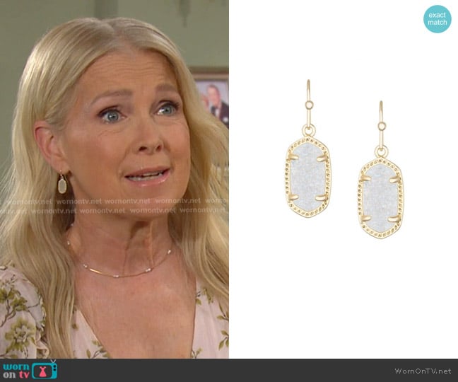 Jennifer’s earrings on Days of our Lives